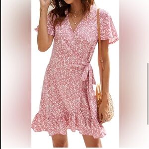 NAGGOO Women's Summer Pink Floral Mini
Wrap Dress Short Sleeve Size Medium